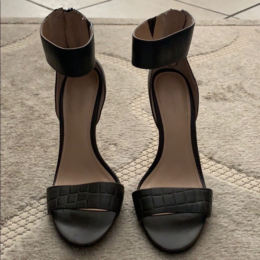Saks Fifth Avenue Heels